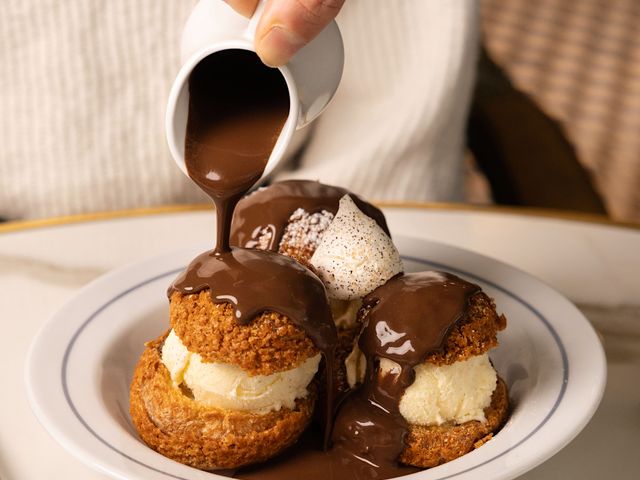 La Flottille Profiteroles au chocolat